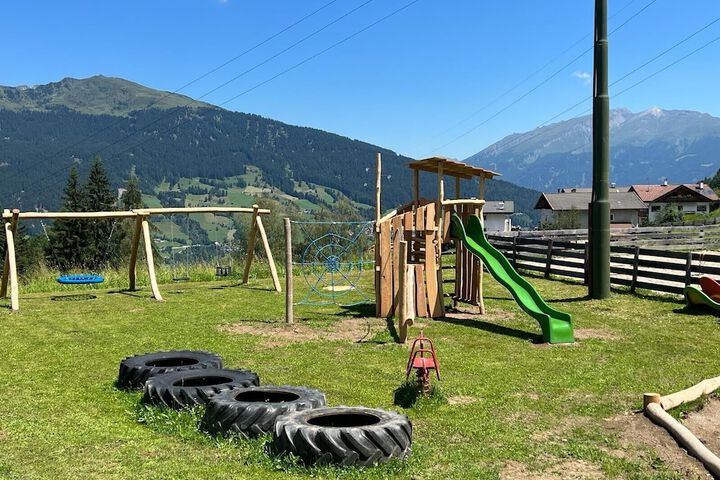 Childrens Activities 61 of 85