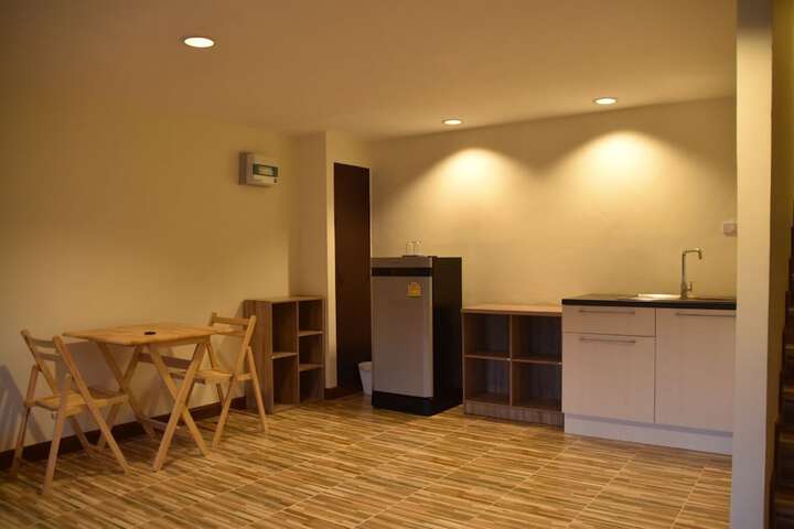 Room 4 of 13