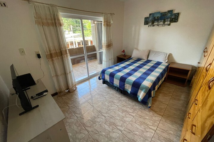 Room 6 of 18