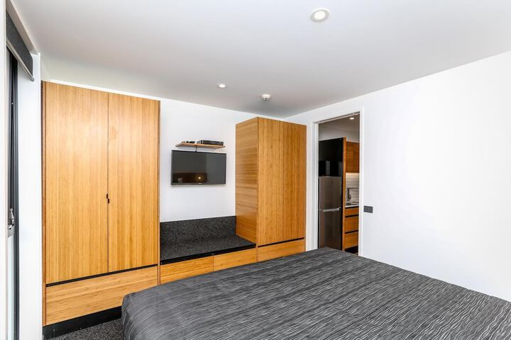 Room 5 of 47