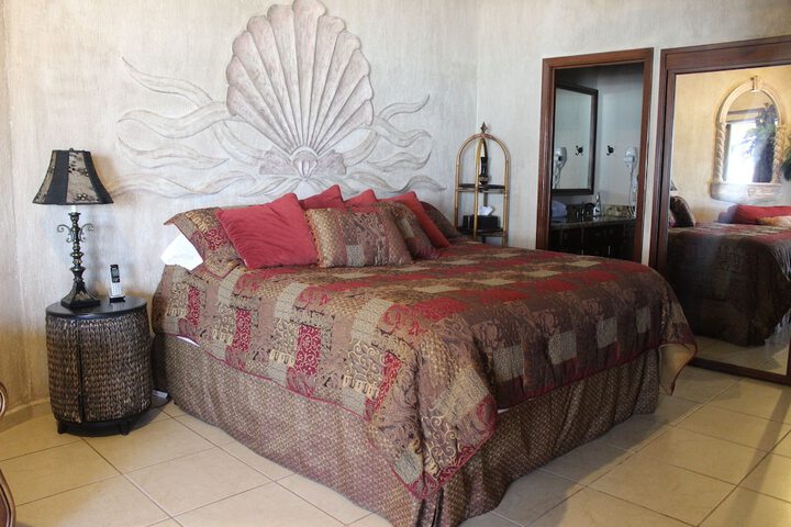 Room 79 of 599