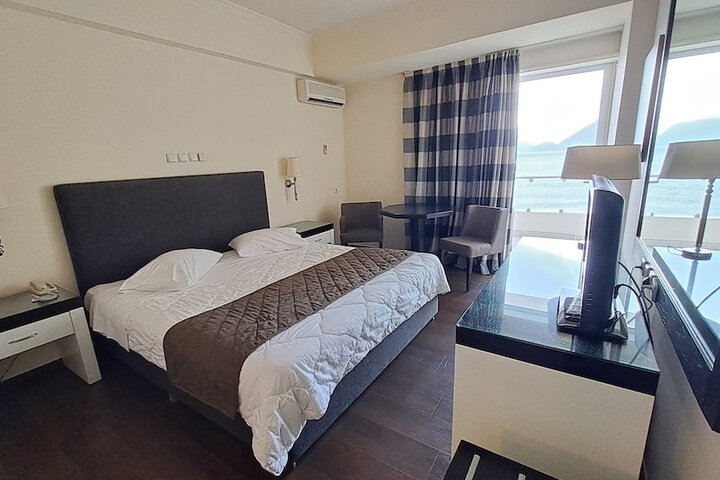 Room 16 of 71