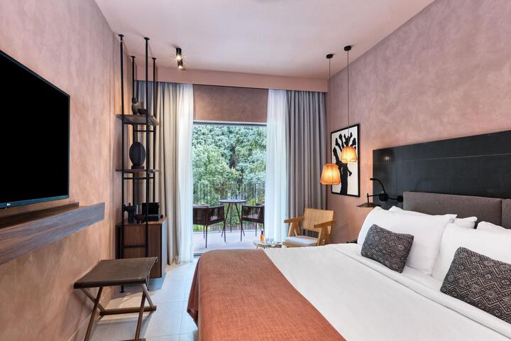 Room 37 of 265