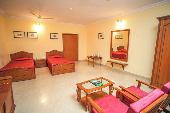 Room 14 of 135