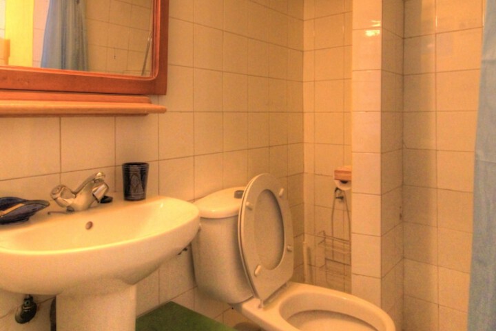 Room 160 of 266
