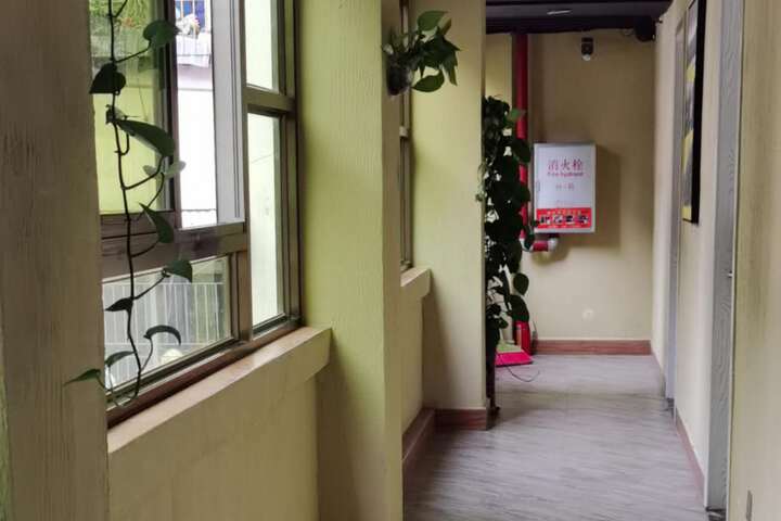 Hotel Interior 4 of 16