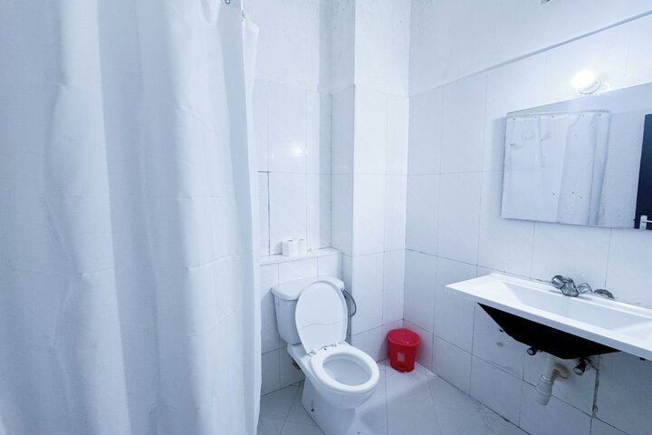 Room 46 of 103