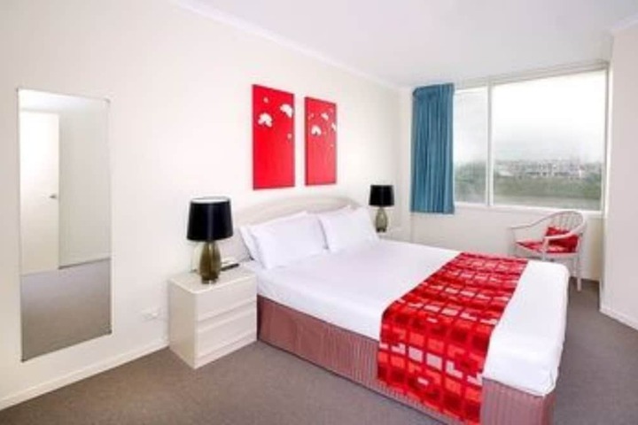 Room 4 of 50