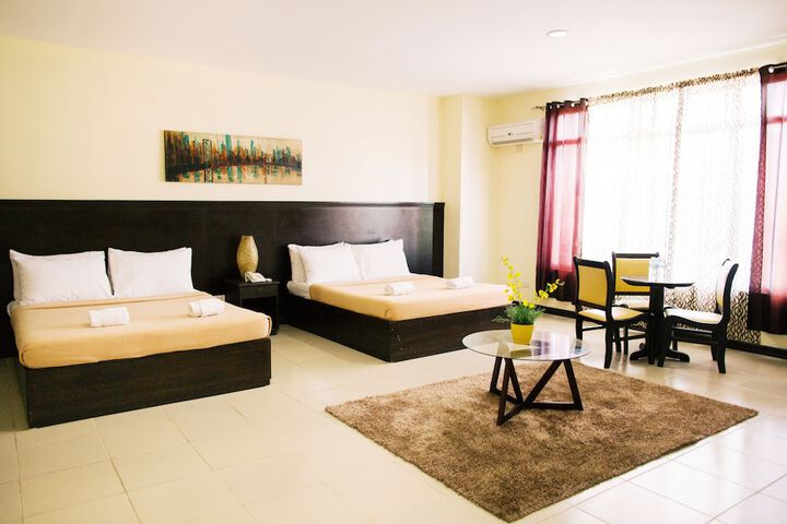 Room 8 of 34