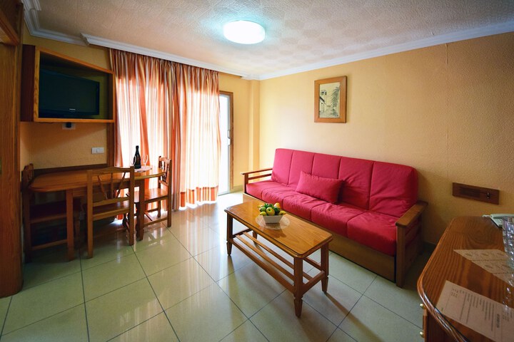 Room 5 of 45