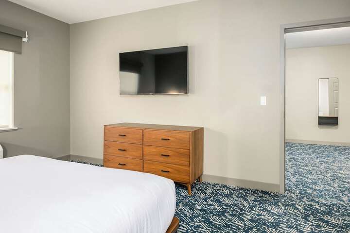 Room 44 of 84