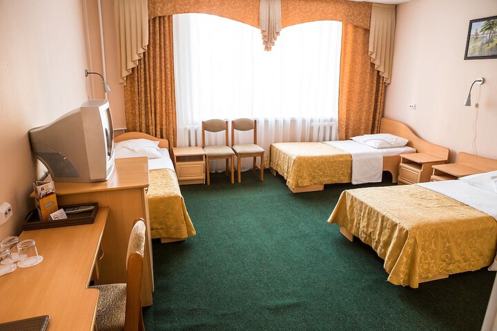 Room 16 of 48