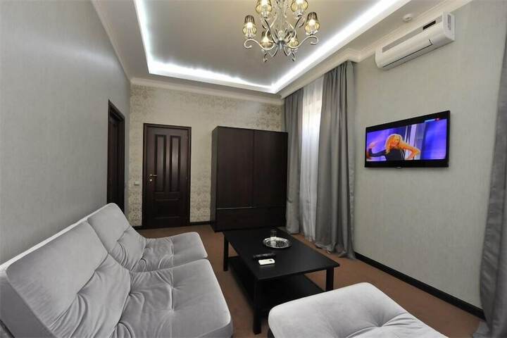 Room 20 of 33