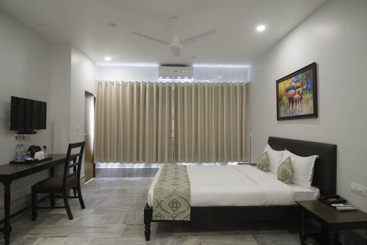 Room 10 of 22