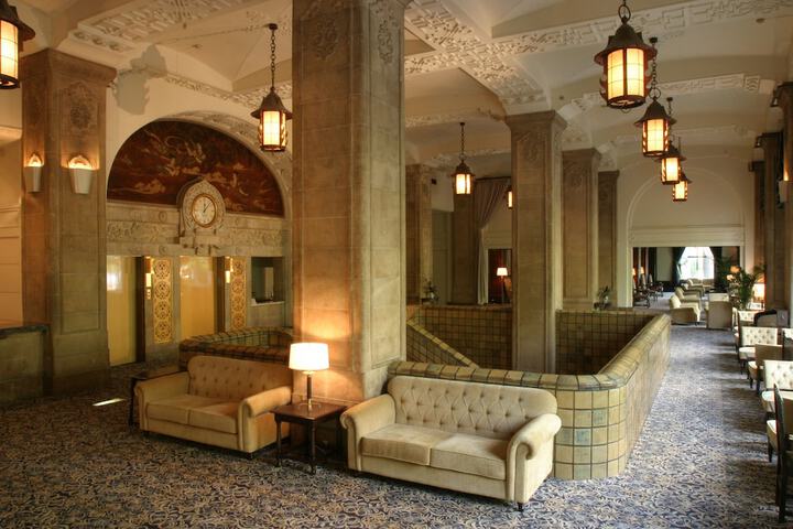 Hotel Lobby
