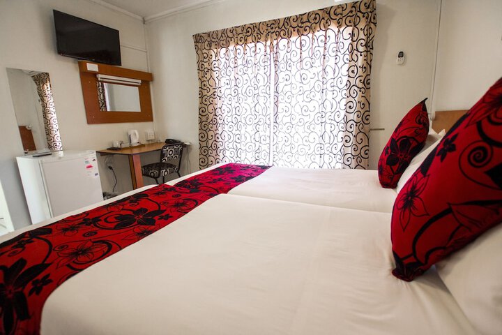 Room 4 of 29