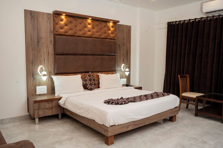 Room 28 of 58