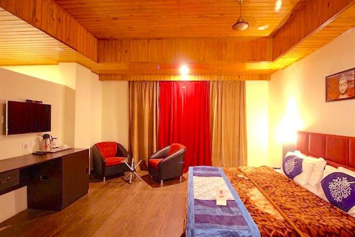 JEWEL OF THE EAST RESIDENCY & SPA