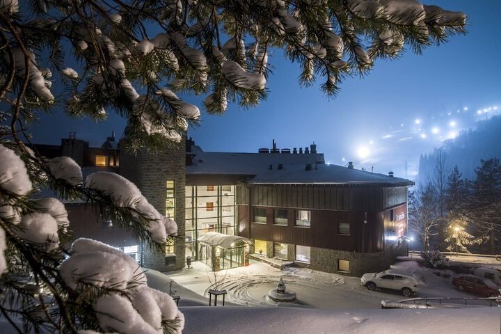Exterior of Hotel SPA Dr Irena Eris Krynica Zdrój 12+