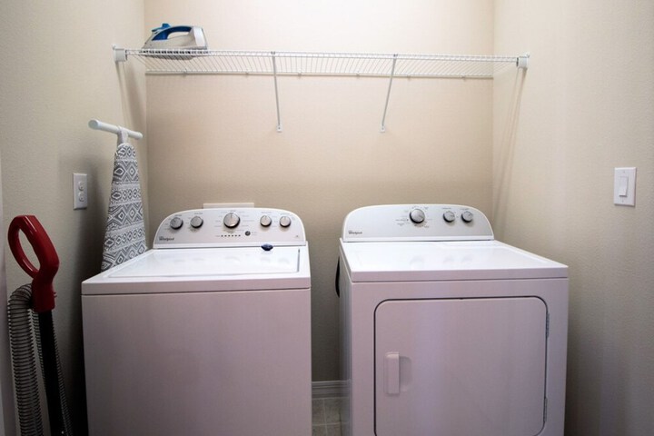 Laundry 38 of 64