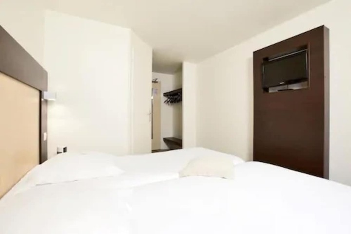Room 13 of 56