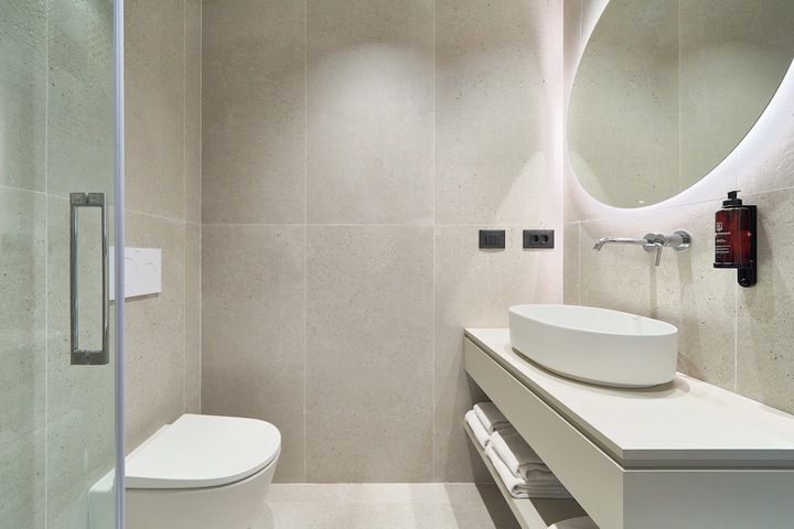 Clean Restrooms