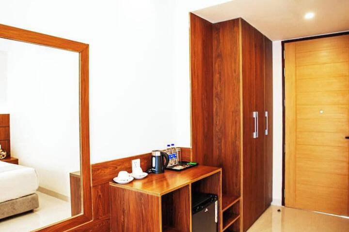 Room 10 of 58