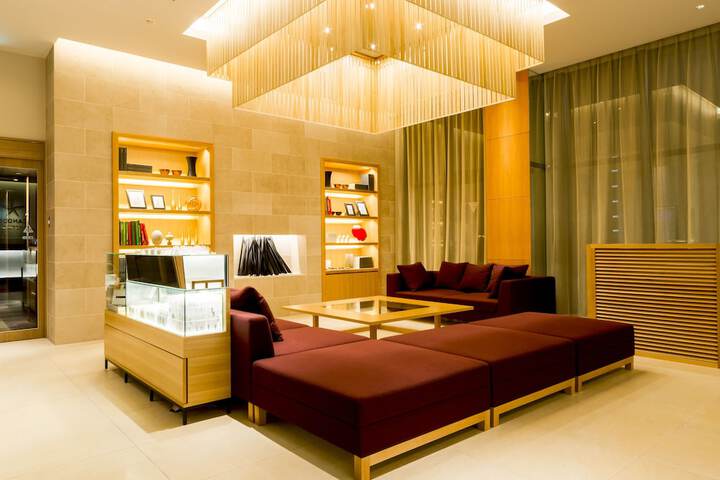 Lobby Entry