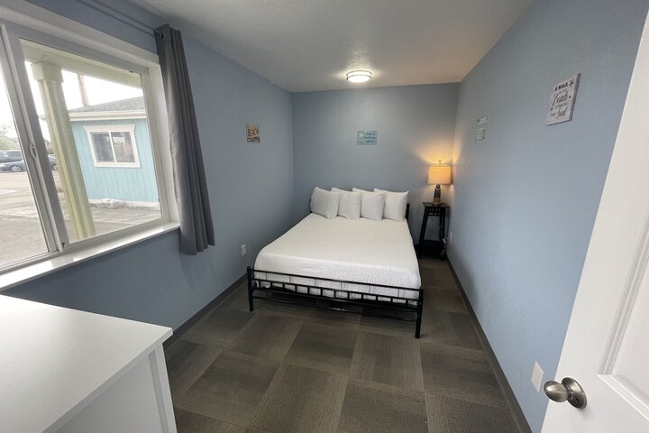 Room 48 of 136