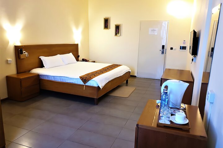Room 14 of 59