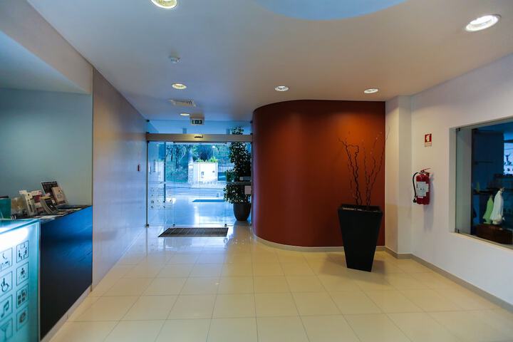 Hotel 2 of 43