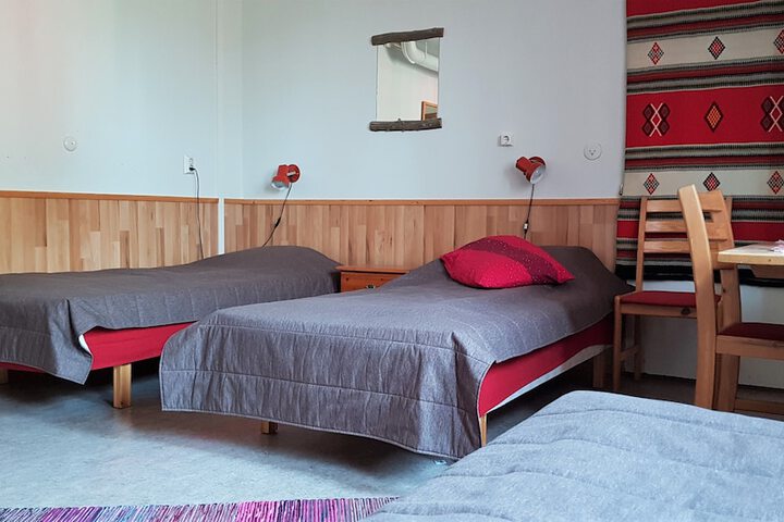 Room 6 of 38