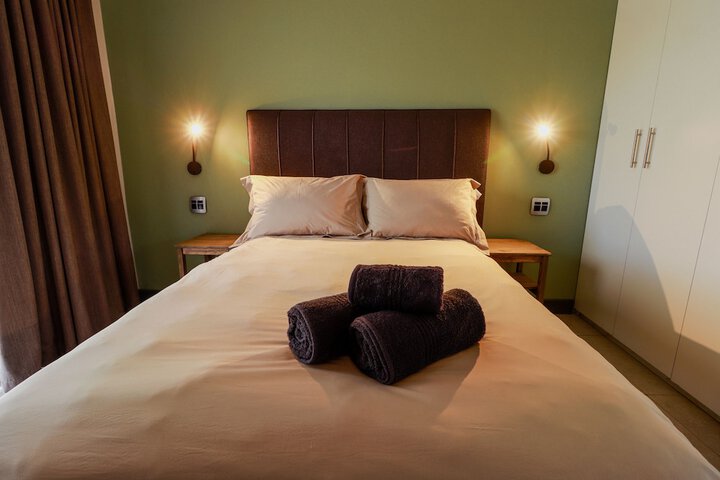 Room 10 of 90