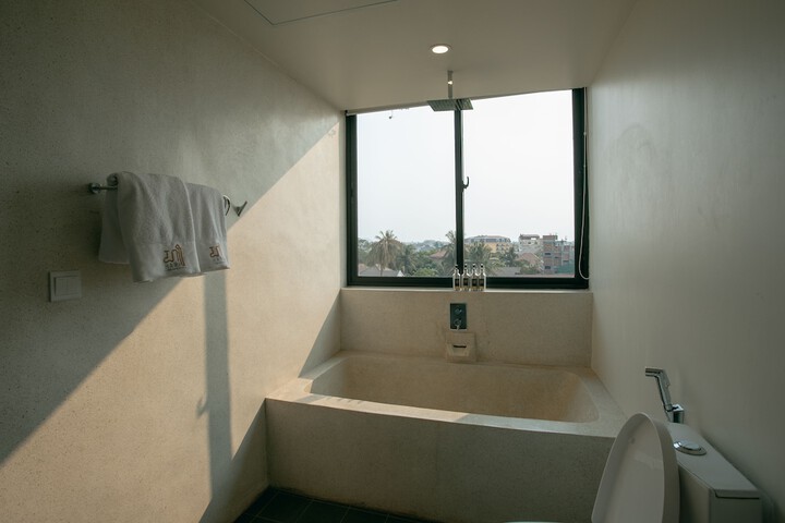 Room 69 of 155