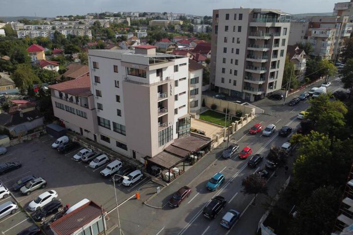 Hotel City