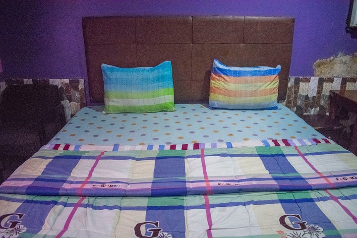 Room 10 of 22