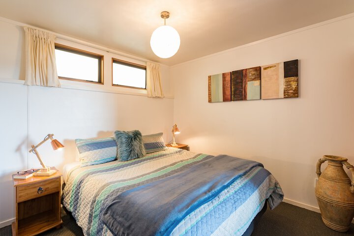Room 2 of 40