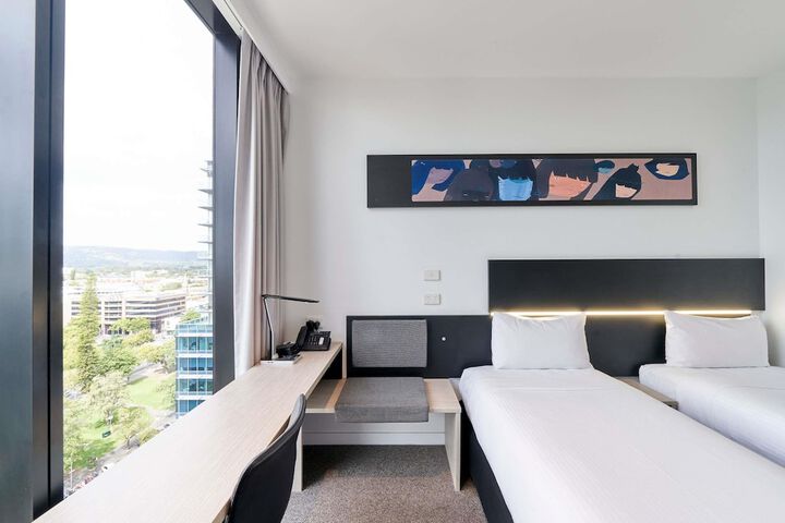 Room 12 of 52