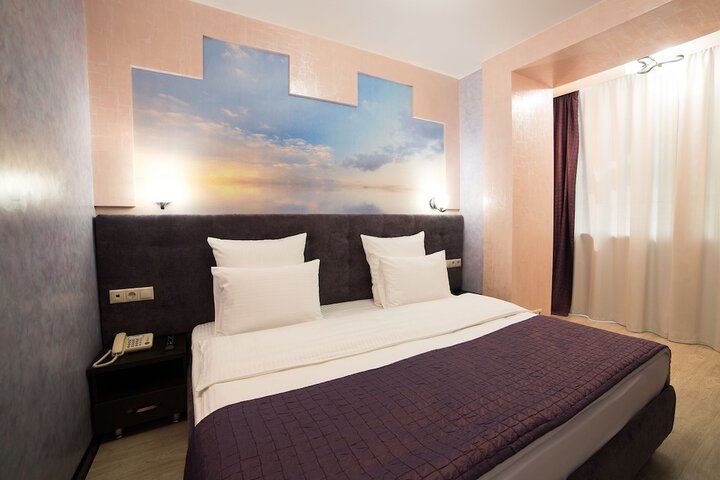 Room 10 of 39