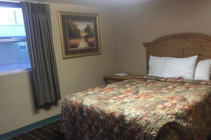 Room 2 of 14