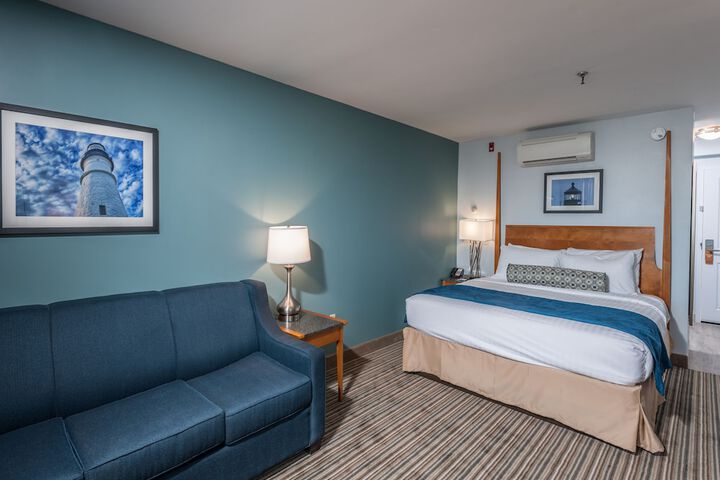 Room 5 of 33