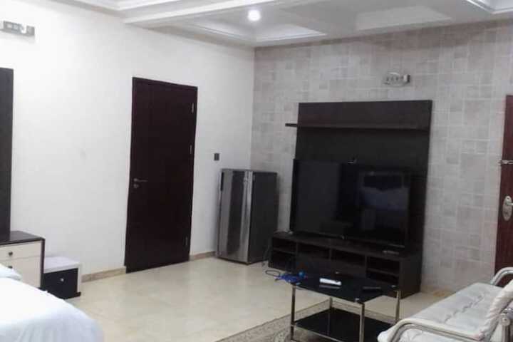 Room 4 of 22