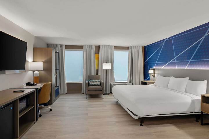 Room 21 of 61