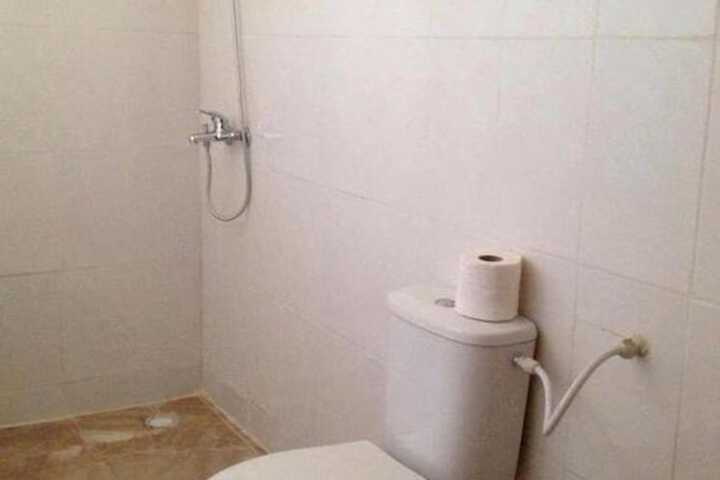 Room 12 of 14