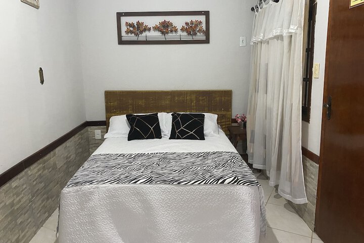 Room 2 of 63