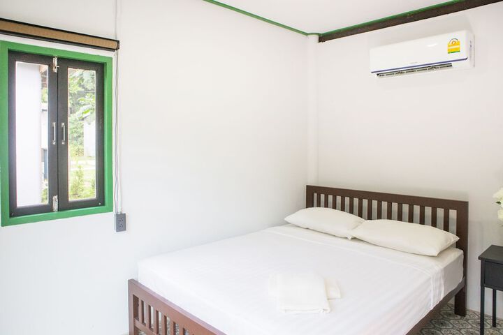 Room 11 of 31