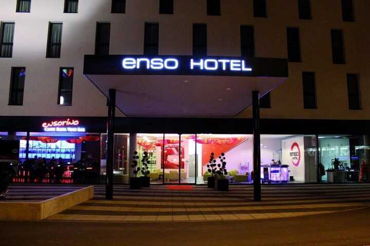 Hotel 30 of 33