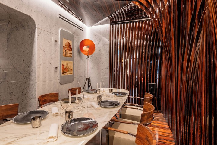 Dining 93 of 105