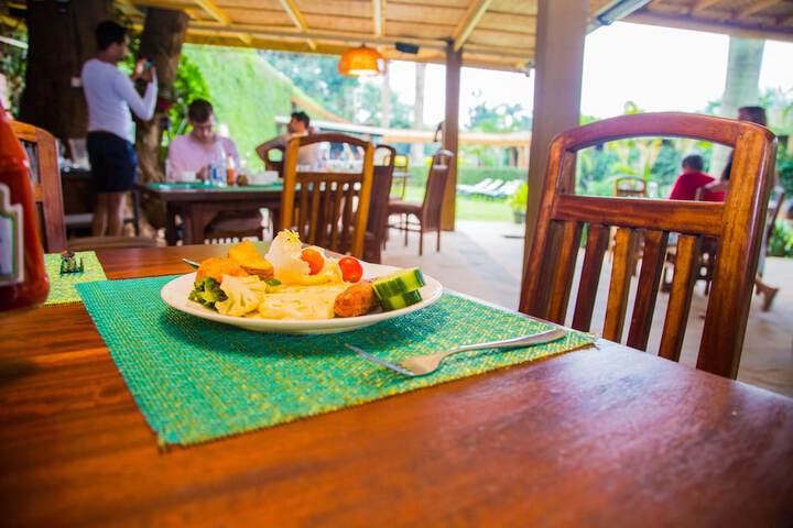 Dining 55 of 93