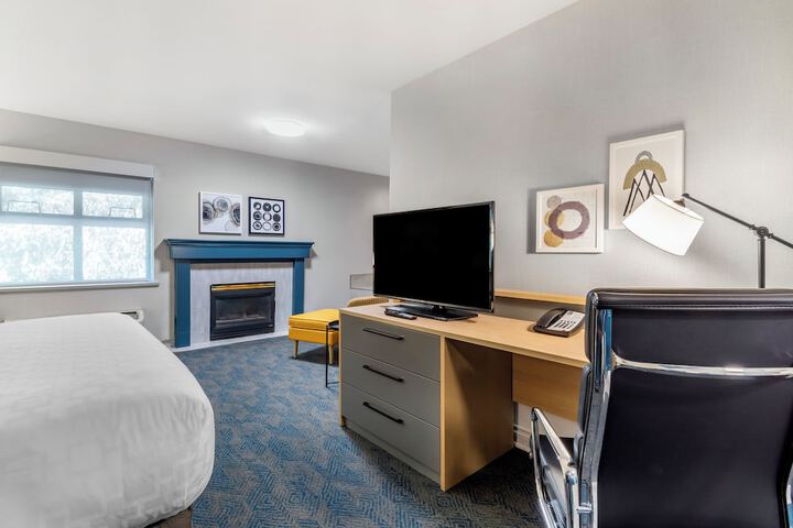 Room 13 of 44